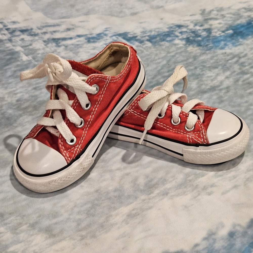 Converse Chuck Taylor All Star Infant Red Low Top Sneakers Size 6